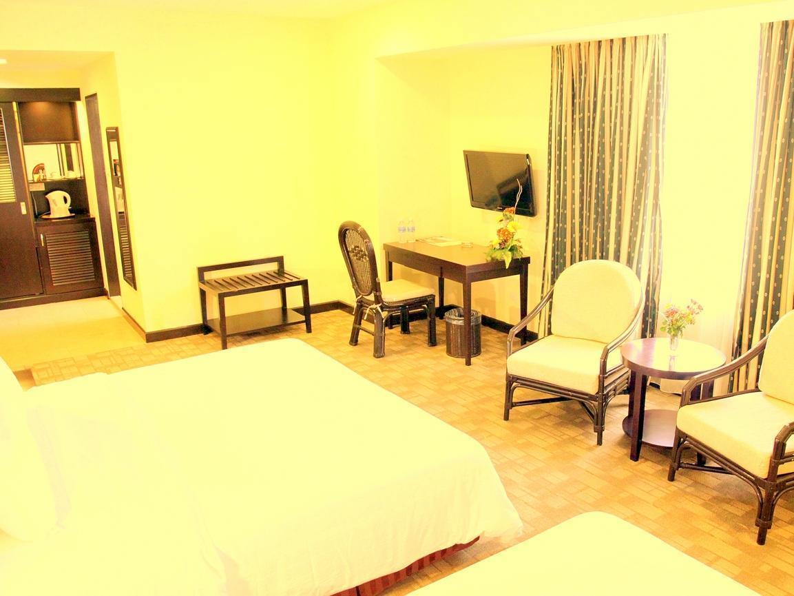 Oyo 89693 Perkasa Hotel Keningau Near Hospital Keningau מראה חיצוני תמונה