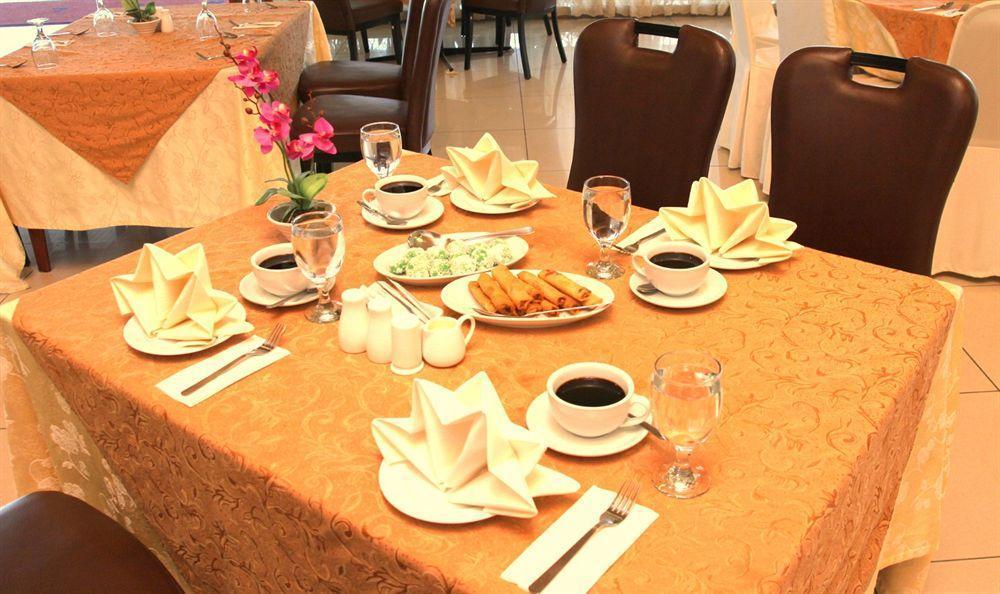 Oyo 89693 Perkasa Hotel Keningau Near Hospital Keningau מראה חיצוני תמונה
