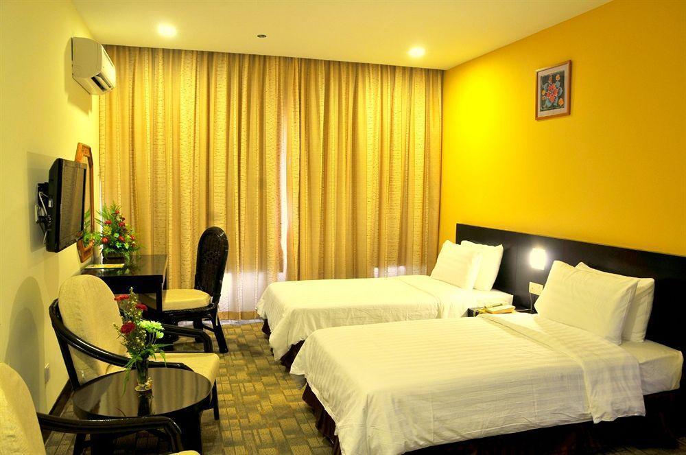 Oyo 89693 Perkasa Hotel Keningau Near Hospital Keningau מראה חיצוני תמונה