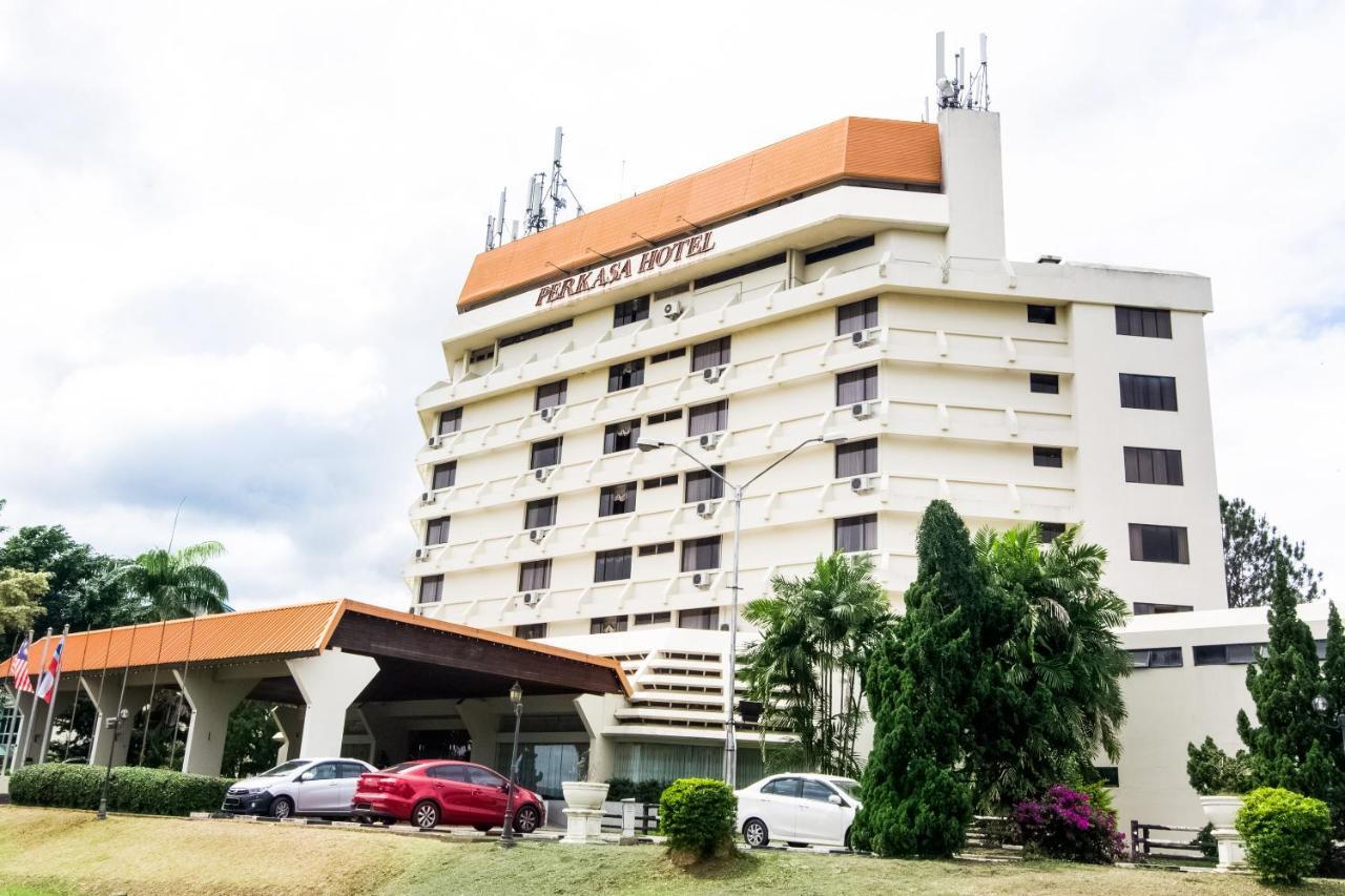 Oyo 89693 Perkasa Hotel Keningau Near Hospital Keningau מראה חיצוני תמונה