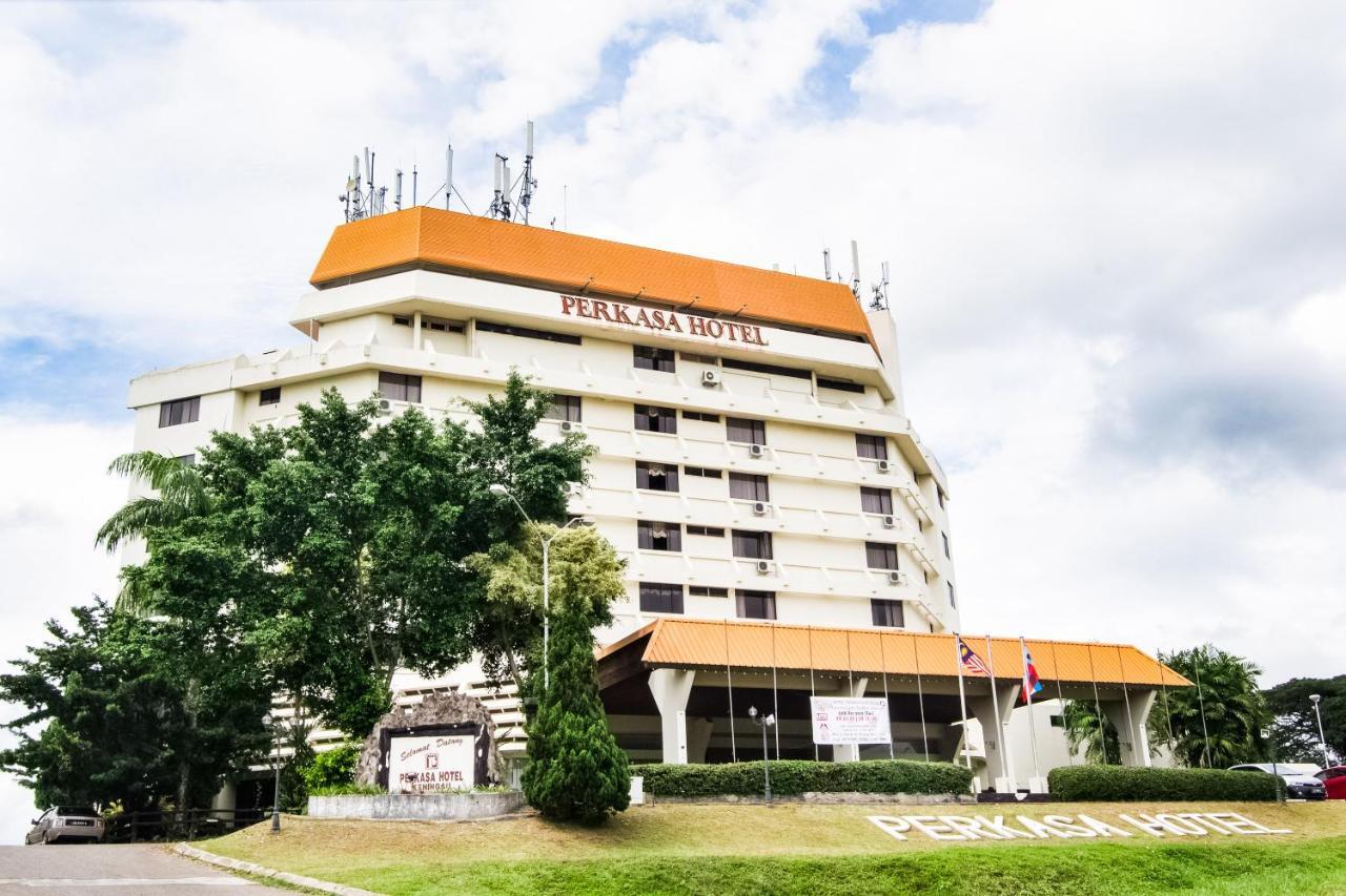 Oyo 89693 Perkasa Hotel Keningau Near Hospital Keningau מראה חיצוני תמונה